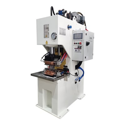 Saldatrice per ponticelli flessibili laminati